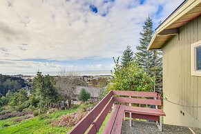 Ocean-view Oregon Coast Vacation Rental w/ Deck