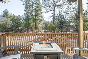 Mtn Views + Playground: Family-friendly Pine Cabin