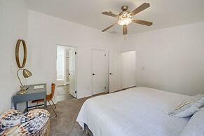 Mtn Views + Playground: Family-friendly Pine Cabin