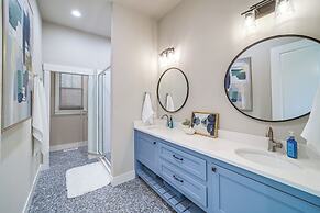 Cozy Carlton Landing Home - Pools & Lake Access