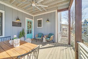 Cozy Carlton Landing Home - Pools & Lake Access