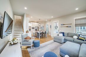 Cozy Carlton Landing Home - Pools & Lake Access