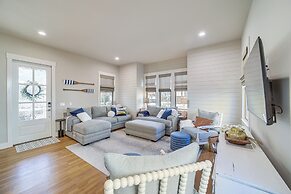 Cozy Carlton Landing Home - Pools & Lake Access