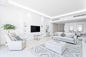 Nasma Holiday Homes - Al Dana Villas