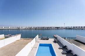 Nasma Holiday Homes - Al Dana Villas