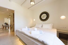 Vammos Luxury Apartments