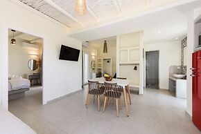 Vammos Luxury Apartments