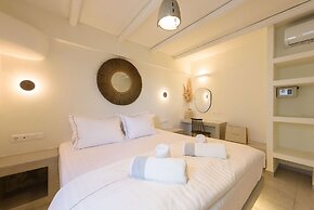 Vammos Luxury Apartments