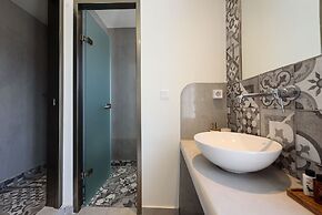 Vammos Luxury Apartments