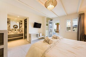 Vammos Luxury Apartments