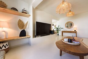 Vammos Luxury Apartments