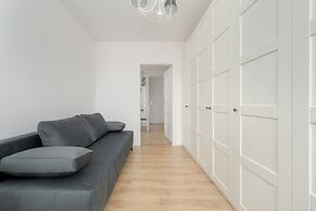 Apartment by Park in Wroclaw by Renters