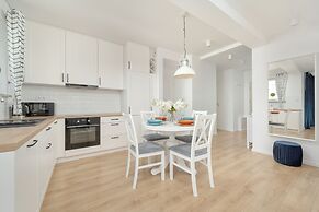 Apartment by Park in Wroclaw by Renters