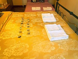 Rachele Charming House in Heart of Rome