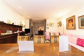 Rachele Charming House in Heart of Rome