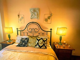 Rachele Charming House in Heart of Rome