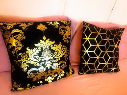 Rachele Charming House in Heart of Rome