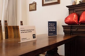 Rachele Charming House in Heart of Rome