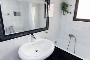 Faliro 2 Bd Escape Modern Living