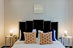 3-bed Deluxe Apt 413