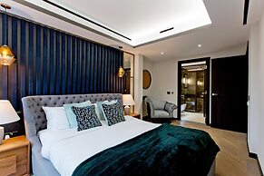 3-bed Deluxe Apt 205