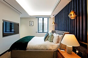 3-bed Deluxe Apt 205