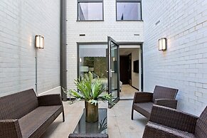 2-bed Deluxe Apt 104