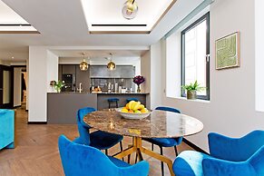 2-bed Deluxe Apt 104