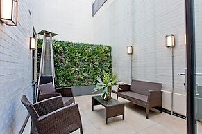 2-bed Deluxe Apt 104