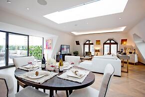 3-bed Rooftop Penthouse