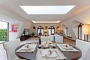 3-bed Rooftop Penthouse