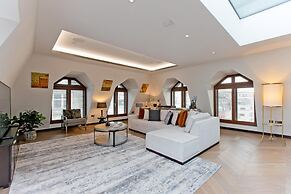 3-bed Rooftop Penthouse