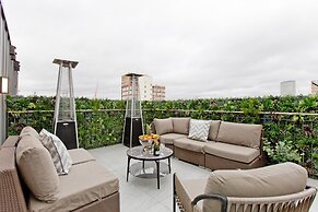 3-bed Rooftop Penthouse