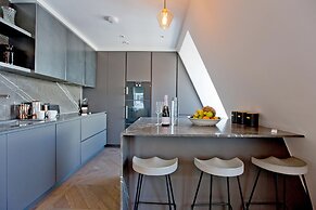 2-bed Deluxe Apt 519