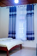 Inviting 6-bedrooms Apartment in Kigali