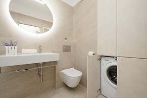 Exclusive Apartment by Renters Prestige