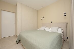 Exclusive Apartment by Renters Prestige