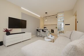 Exclusive Apartment by Renters Prestige