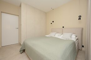 Exclusive Apartment by Renters Prestige