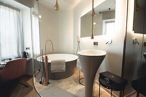 Tritone Luxury Suites Fontana di Trevi