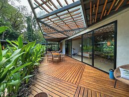 Caribbean Courtyard Villa