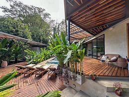 Caribbean Courtyard Villa