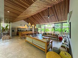 Caribbean Courtyard Villa