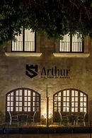Arthur Suites