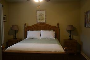 Echo Canyon Resort & Marina