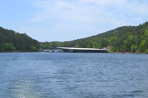 Echo Canyon Resort & Marina