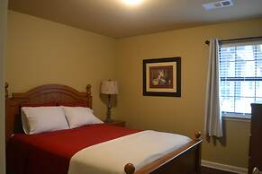 Echo Canyon Resort & Marina