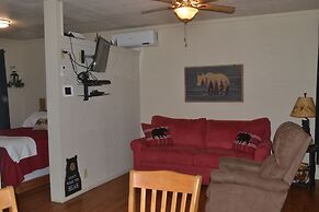 Echo Canyon Resort & Marina