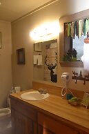 Echo Canyon Resort & Marina