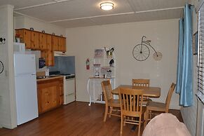 Echo Canyon Resort & Marina